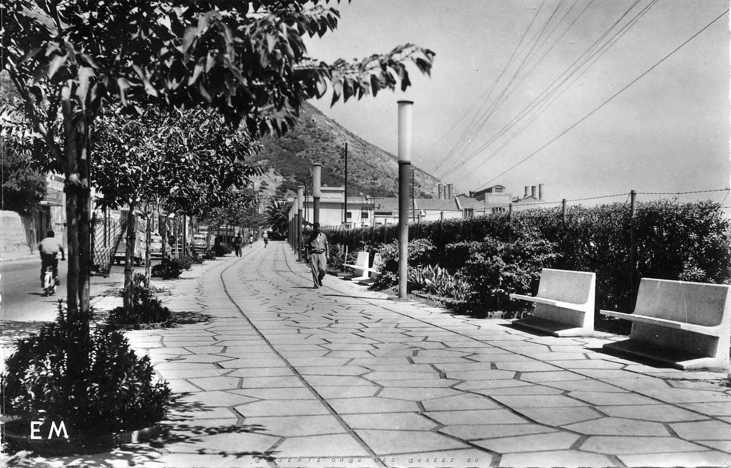CD ec 15 Mers el kebir village A.JPG